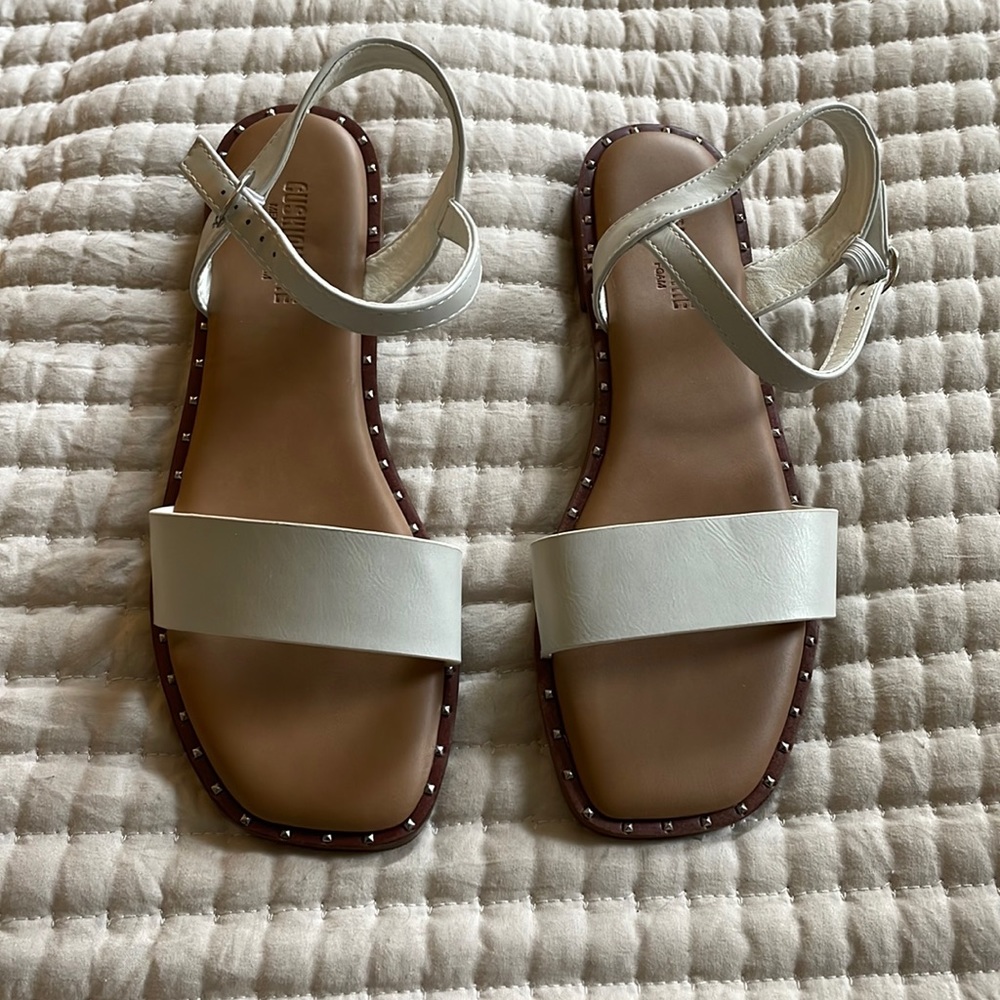 Cushionaire Sandals